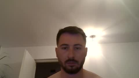 Snapshot of milfflover32 chatting on September 2025 08:10:01 PM milfflover32 online show from September 2025 08:10:01 PM