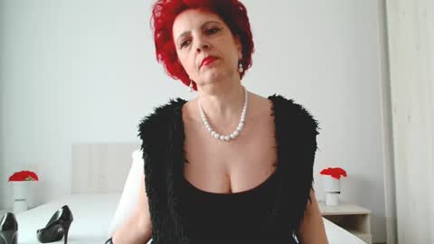 Milfsupreme online show from March 2025 12:28:01 PM