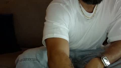 Snapshot of milfloverfl chatting on December 2024 05:33:02 PM milfloverfl online show from December 2024 05:33:02 PM