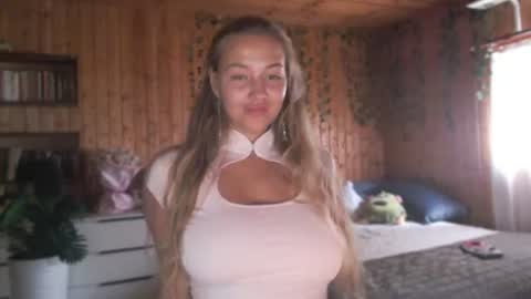 milk_bunny_ online show from July 2026 11:16:02 AM