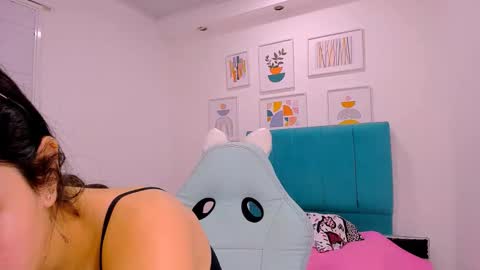 S O F I A online show from December 2025 10:46:02 AM