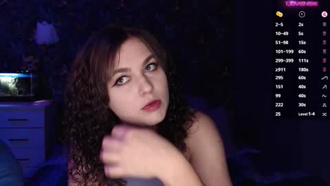 Stella and Neo online show from October 2025 04:24:02 AM