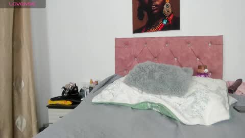 Paola  online show from January 2025 09:04:02 AM