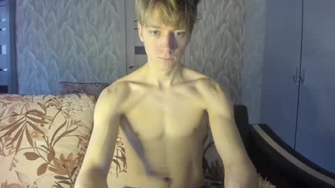 Snapshot of milkiwy chatting on January 2025 04:59:01 AM Isaac online show from January 2025 04:59:01 AM