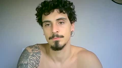 Snapshot of milkoffee chatting on December 2024 06:08:01 PM milkoffee online show from December 2024 06:08:01 PM