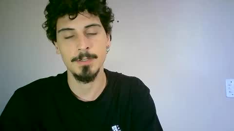 Snapshot of milkoffee chatting on December 2024 04:37:01 PM milkoffee online show from December 2024 04:37:01 PM