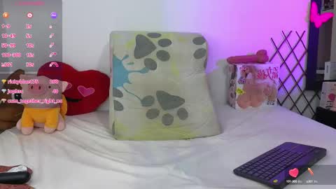 Snapshot of milky__boy_ chatting on February 2025 08:51:02 AM H A R O L D online show from February 2025 08:51:02 AM