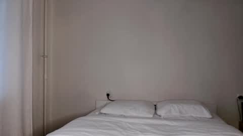 Snapshot of milky__way_ chatting on November 2025 12:05:01 PM milky__way_ online show from November 2025 12:05:01 PM