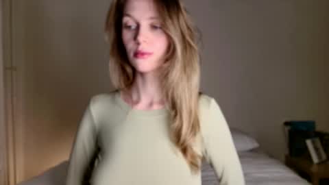 Snapshot of milky__way_ chatting on December 2025 02:59:02 PM milky__way_ online show from December 2025 02:59:02 PM