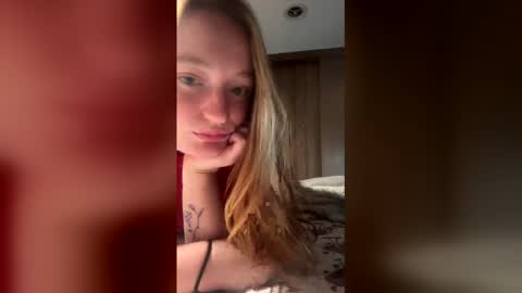 Milkymama online show from April 2026 05:06:02 PM