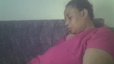 milkymom256 online show from December 2025 06:49:01 PM