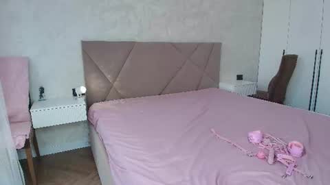 milkywaybae_ online show from July 2026 04:49:01 AM