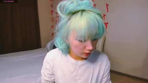 Snapshot of milla_waves chatting on July 2026 01:17:01 PM Milla or just Mi online show from July 2026 01:17:01 PM