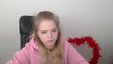 Snapshot of millaloveli chatting on February 2026 08:10:02 AM millaloveli online show from February 2026 08:10:02 AM