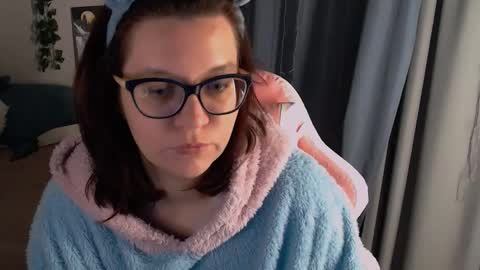 Snapshot of millapoolys chatting on January 2026 02:44:01 PM Milla online show from January 2026 02:44:01 PM