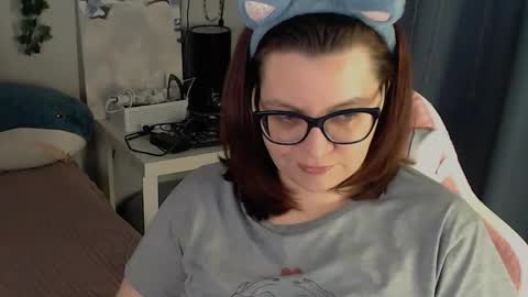 Snapshot of millapoolys chatting on February 2026 10:24:01 PM Milla online show from February 2026 10:24:01 PM