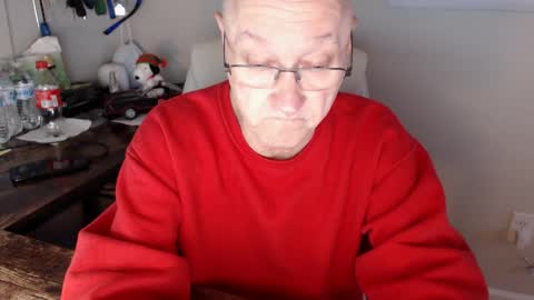 Snapshot of millenium0129 chatting on December 2024 01:36:02 AM millenium0129 online show from December 2024 01:36:02 AM