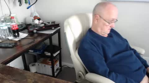 Snapshot of millenium0129 chatting on January 2025 04:33:01 PM millenium0129 online show from January 2025 04:33:01 PM