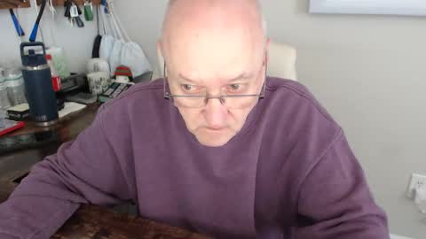 Snapshot of millenium0129 chatting on October 2025 05:25:01 PM millenium0129 online show from October 2025 05:25:01 PM