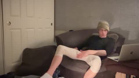 Snapshot of millerjdm chatting on January 2025 05:52:02 AM SlimnHungOH online show from January 2025 05:52:02 AM