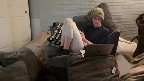 Snapshot of millerjdm chatting on February 2025 02:17:02 AM SlimnHungOH online show from February 2025 02:17:02 AM