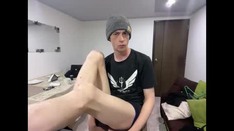 Snapshot of millerjdm chatting on September 2025 11:49:01 PM SlimnHungOH online show from September 2025 11:49:01 PM