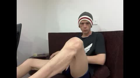 Snapshot of millerjdm chatting on September 2025 06:32:02 PM SlimnHungOH online show from September 2025 06:32:02 PM