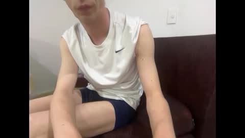 Snapshot of millerjdm chatting on September 2025 08:57:01 PM SlimnHungOH online show from September 2025 08:57:01 PM