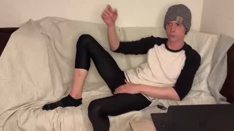 Snapshot of millerjdm chatting on November 2025 09:39:01 PM SlimnHungOH online show from November 2025 09:39:01 PM