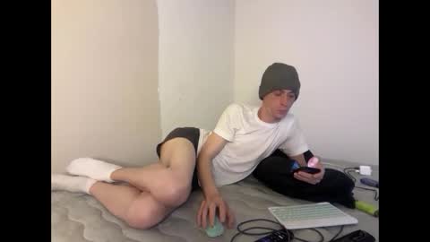 SlimnHungOH online show from January 2026 10:01:01 PM