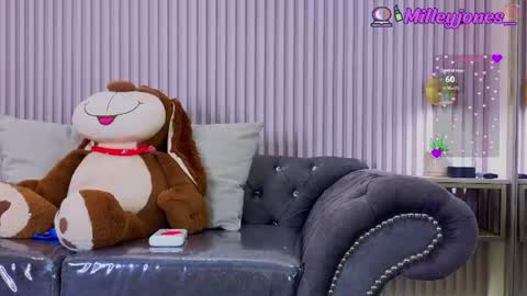 Snapshot of milleyjones_ chatting on June 2026 11:56:02 AM milleyjones_ online show from June 2026 11:56:02 AM