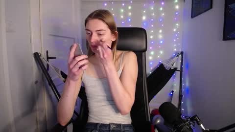 millie_lacroix online show from January 2025 09:19:02 AM