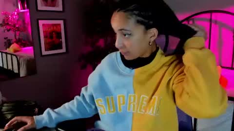 millie_volturi online show from July 2026 01:04:01 PM