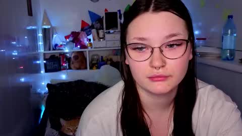 Millie online show from November 2025 06:43:02 PM