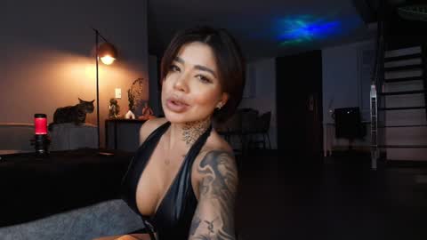 Snapshot of milliejhonson chatting on January 2025 11:29:01 PM Mila online show from January 2025 11:29:01 PM