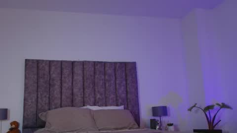 Snapshot of milliejhonson chatting on September 2025 11:33:02 AM Mila online show from September 2025 11:33:02 AM