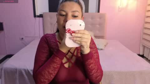 milly_1_ online show from April 2026 05:59:01 PM