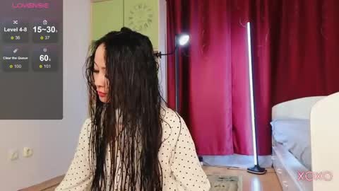 milly__foxy online show from April 2026 12:13:01 PM