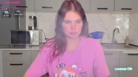 Welcome My name is Tina online show from November 2025 04:20:01 PM