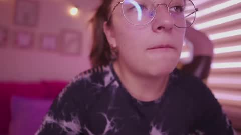 MILLY online show from April 2026 07:09:02 PM