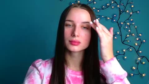 Milly online show from October 2025 05:37:02 AM