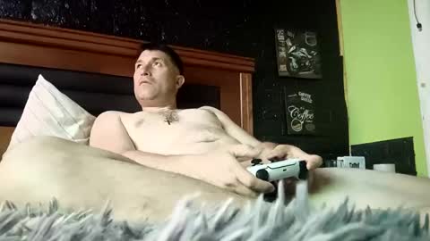 Snapshot of milo8223 chatting on December 2024 05:38:01 AM milo8223 online show from December 2024 05:38:01 AM