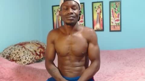 Miltonn online show from October 2025 07:04:02 PM