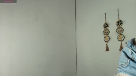 Snapshot of milu_gomez chatting on September 2025 08:00:02 PM Milu Gomez online show from September 2025 08:00:02 PM