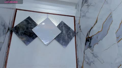 milu_sexy1 online show from October 2025 01:43:02 PM