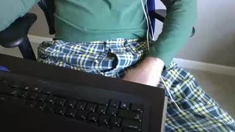 Snapshot of milwaukeebadger24 chatting on January 2025 08:19:02 PM milwaukeebadger24 online show from January 2025 08:19:02 PM