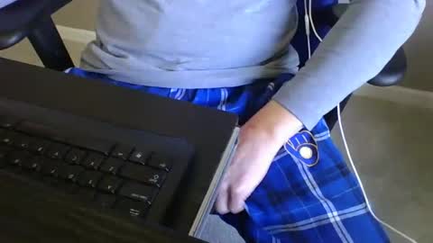 Snapshot of milwaukeebadger24 chatting on January 2025 06:34:02 PM milwaukeebadger24 online show from January 2025 06:34:02 PM