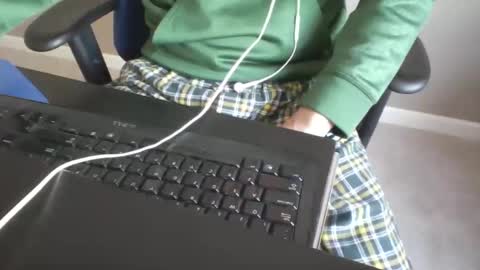 Snapshot of milwaukeebadger24 chatting on December 2025 03:18:02 PM milwaukeebadger24 online show from December 2025 03:18:02 PM