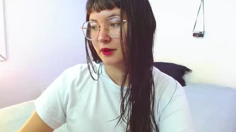 Snapshot of mily_baker chatting on December 2024 06:17:01 PM mily_baker online show from December 2024 06:17:01 PM