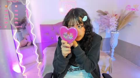 mily_tay online show from April 2026 11:37:01 AM